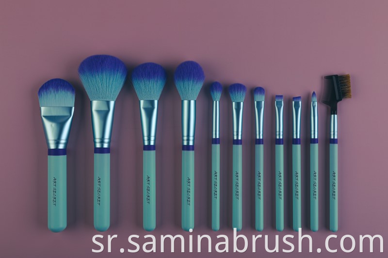 Makeup Brush 2030